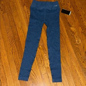 NUX New with tags Textured Blue Leggings